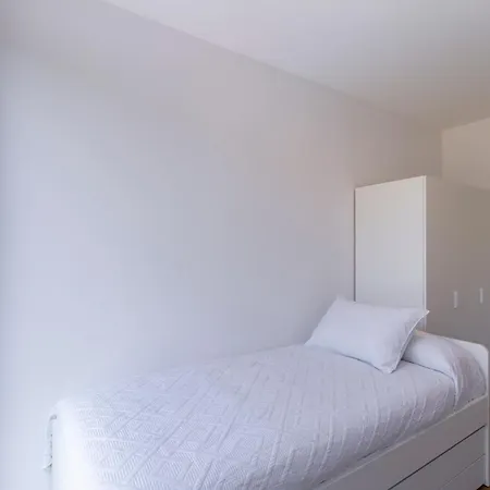 Urbanfive Centro Apartment Ourense