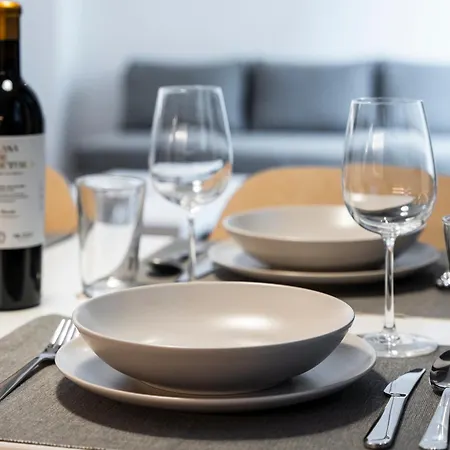 Urbanfive Centro Ουρένσε