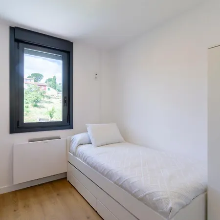 Urbanfive Centro Ουρένσε