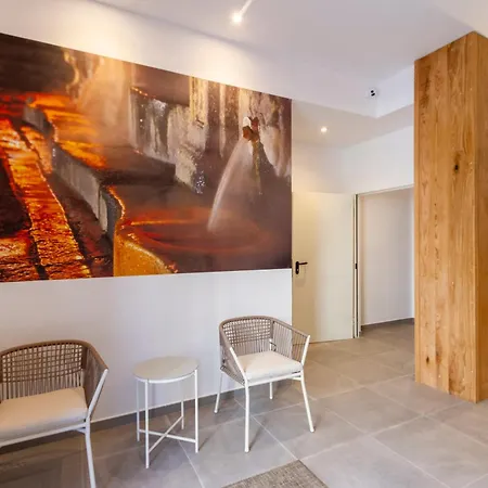 Urbanfive Centro * Ourense