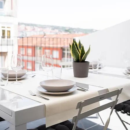 Urbanfive Centro Apartment *