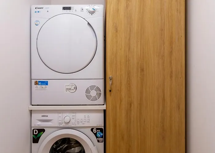 Urbanfive Centro * Ourense