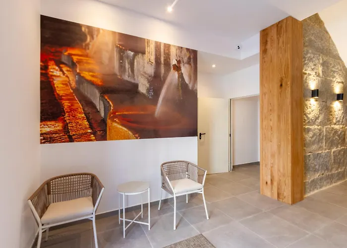 Urbanfive Centro * Ourense