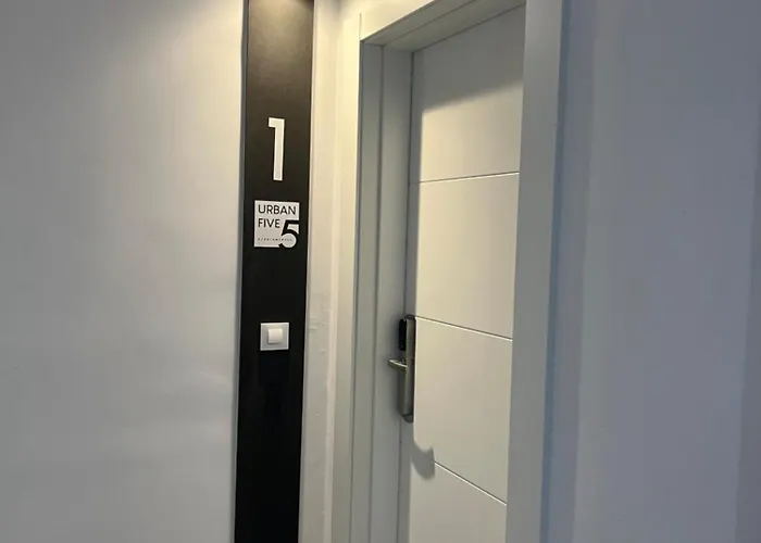 Urbanfive Centro Ourense